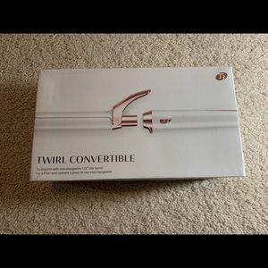 T3 Twirl Curling Iron with 1.25" clip barrel